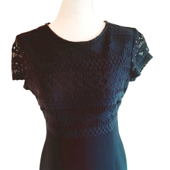 Maggy London Black & Lace Sheath Dress 6P - Picture 3 of 10